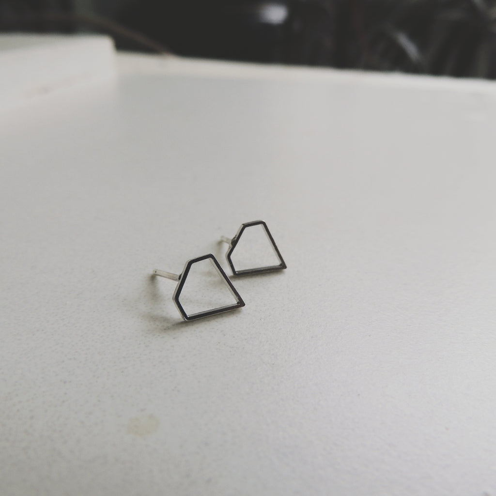 SALE-Diamond Stud