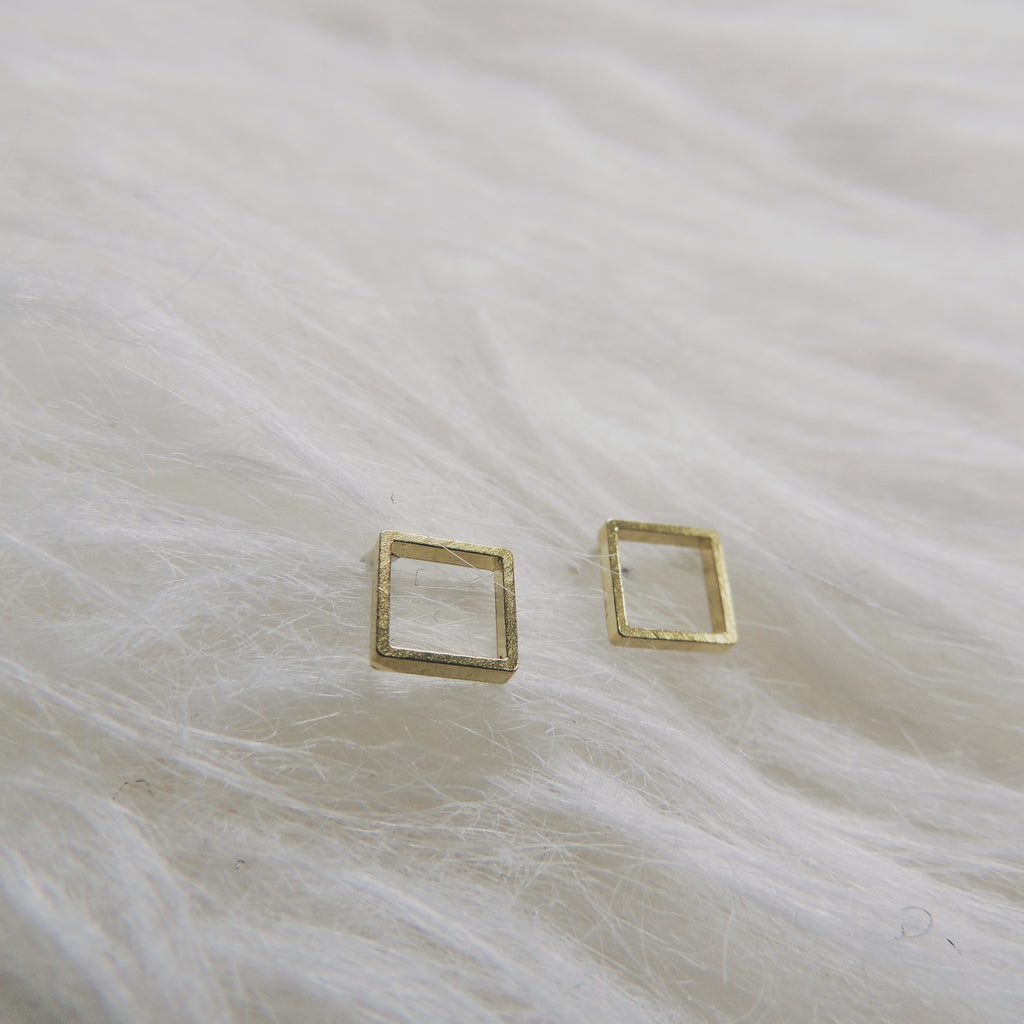 SALE-Square Studs