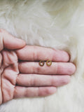 O Initial Studs