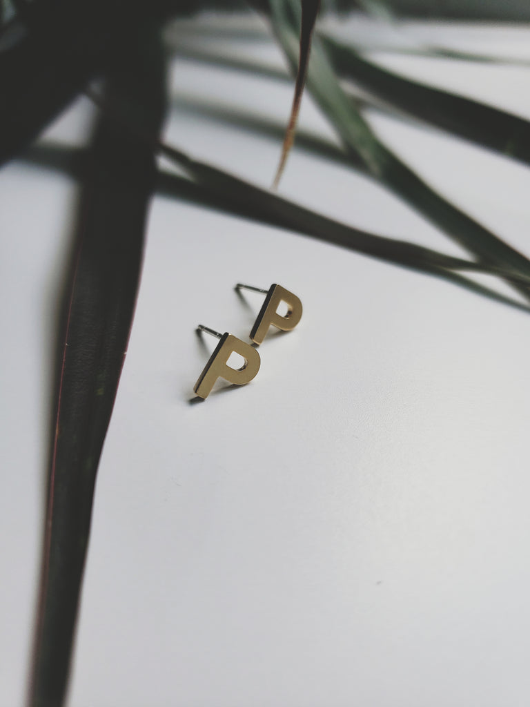 P Initial Studs
