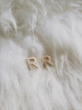 R Initial Studs