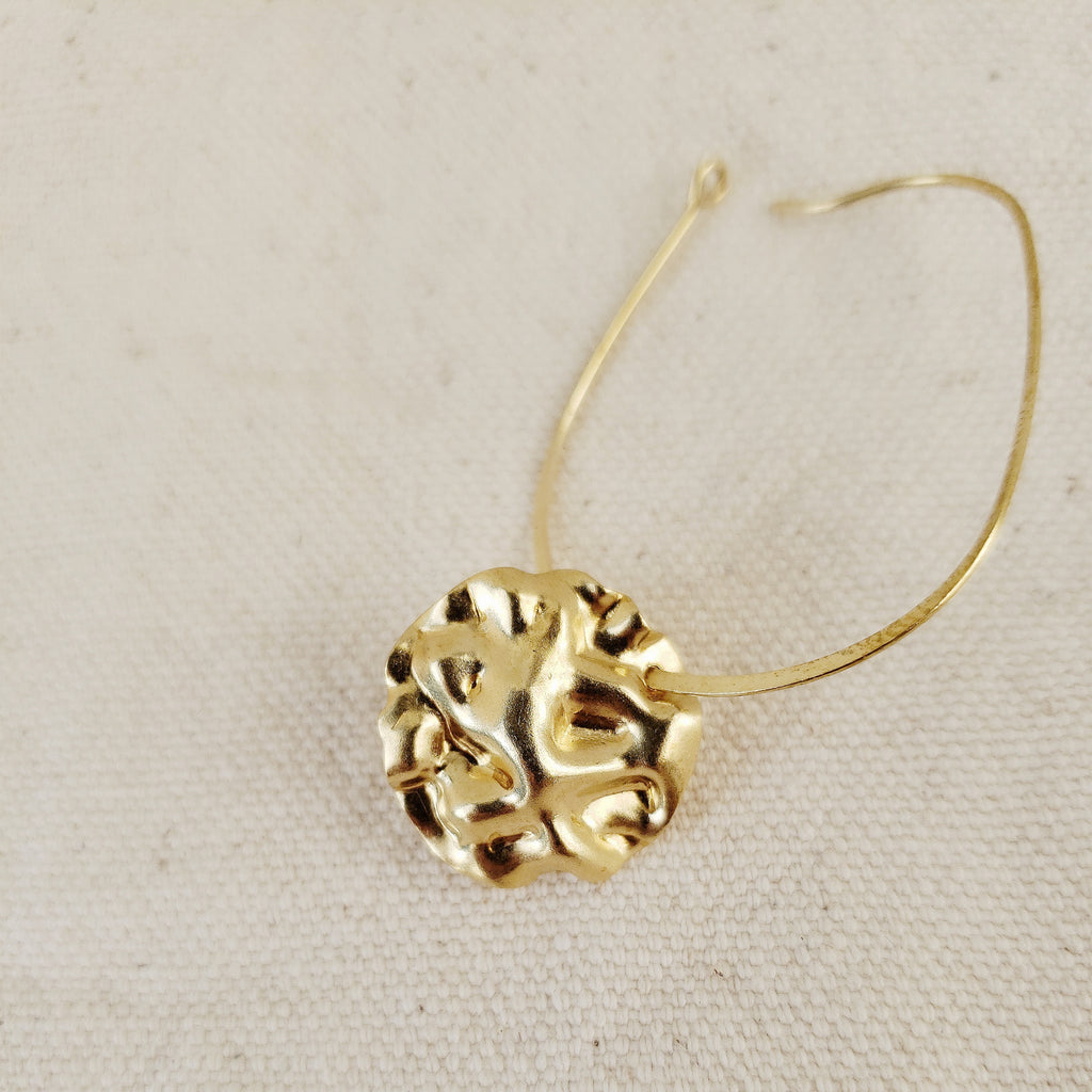 Wavy Disc Charm