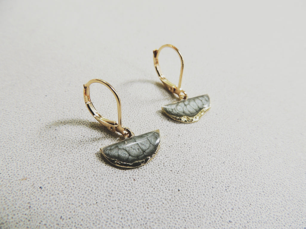 SALE-Reticulated Fan Drops