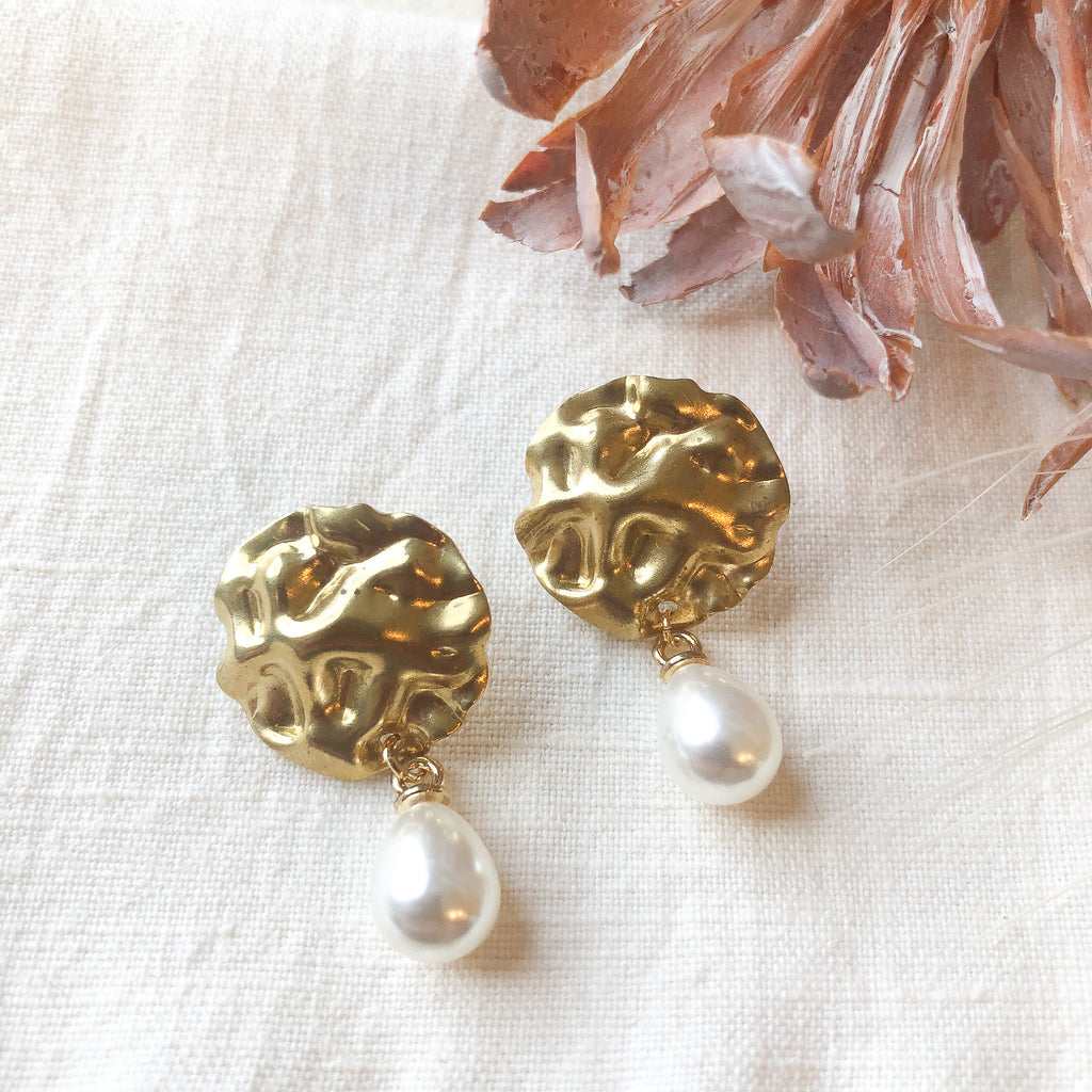Wavy Disc Studs with Pearl Drop